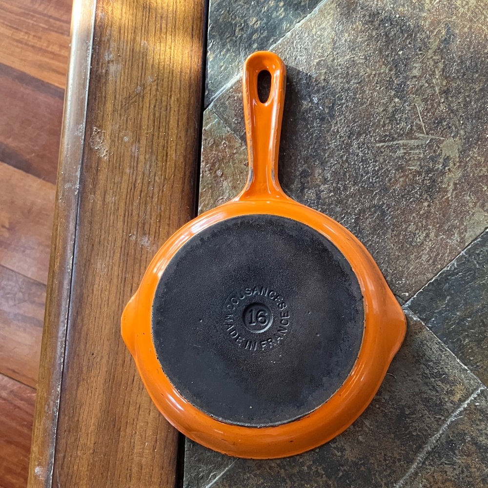 Vintage Cousances (Le Creuset) 16cm enameled cast iron orange flame skillet